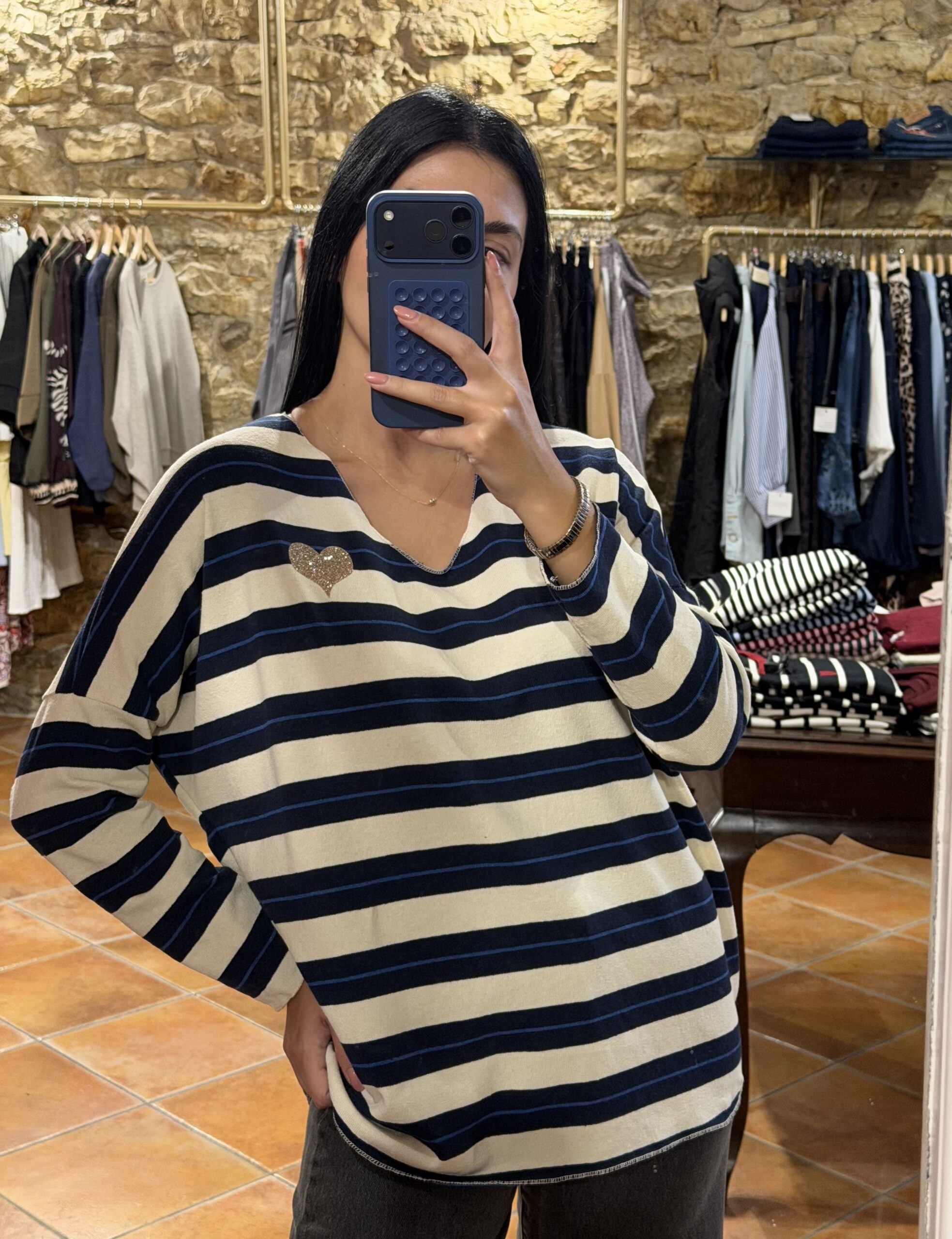 Μπλούζα ριγέ με καρδιά navy blue Μπλούζα ριγέ με καρδιά navy blue