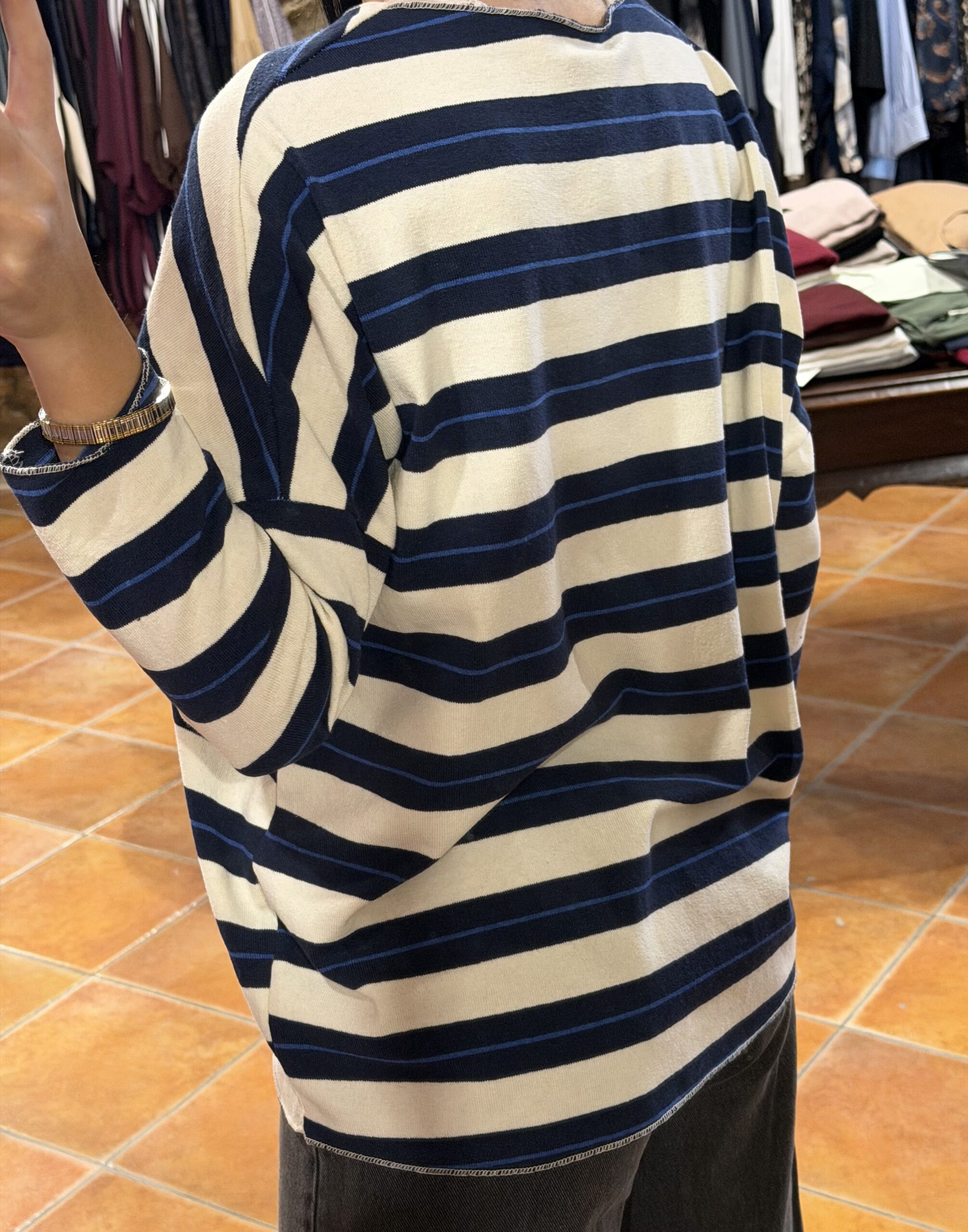Μπλούζα ριγέ με καρδιά navy blue Μπλούζα ριγέ με καρδιά navy blue
