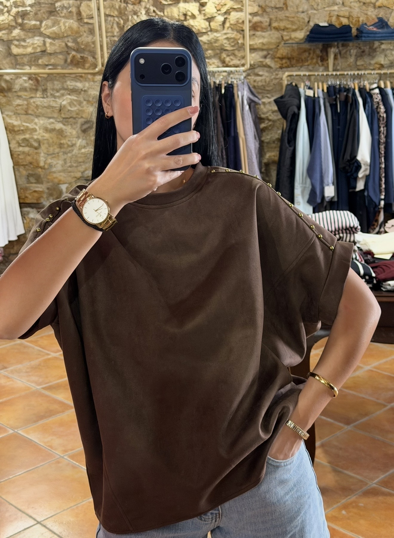 Μπλούζα suede με τρουκς Σοκολά Μπλούζα suede με τρουκς Σοκολά